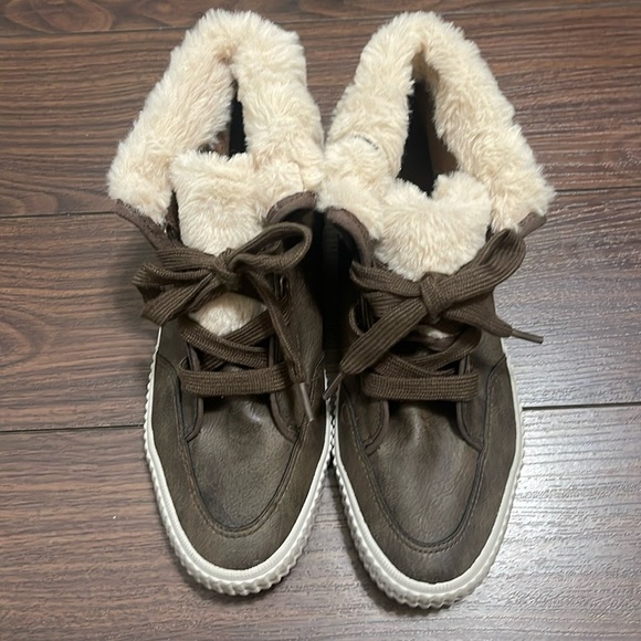 Blowfish Malibu Women's Fold Down Sneaker Boot - Picture 1 of 13